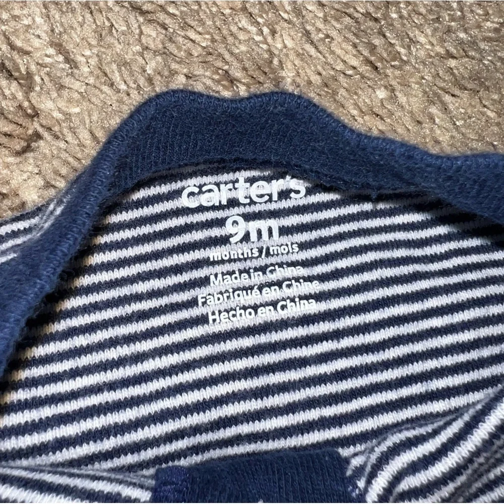 Carter’s Baby Boy 2 Piece Bundle Combo Crab Shorts & Striped Shirt 9-12 Months